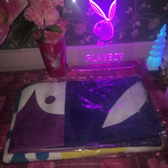 Brand NEW RARE Playboy Beach Towel 😍 - Picture 3 of 5